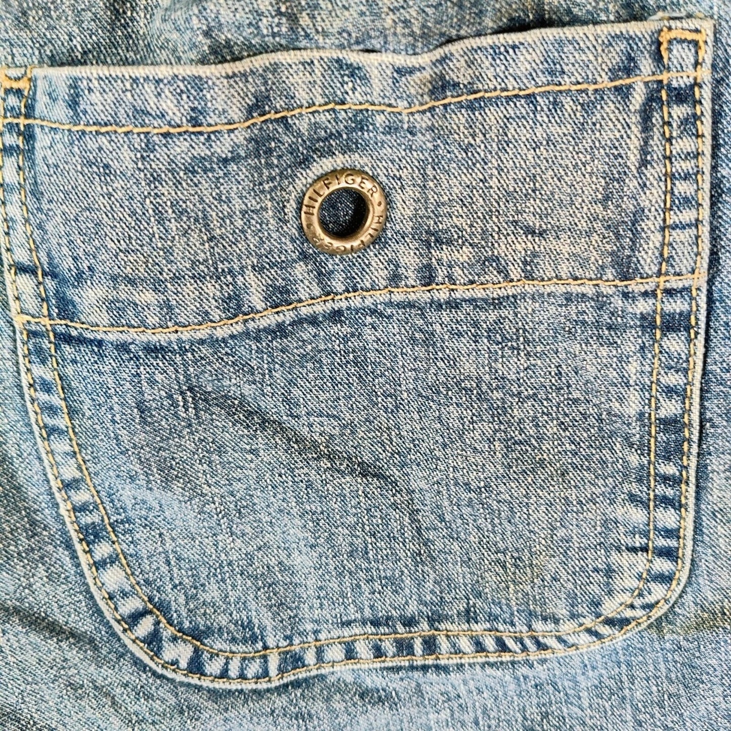 Tommy Hilfiger Jeans Y2K 2003 Women's Blue Jean Denim Shorts (Size 4) *Flawed