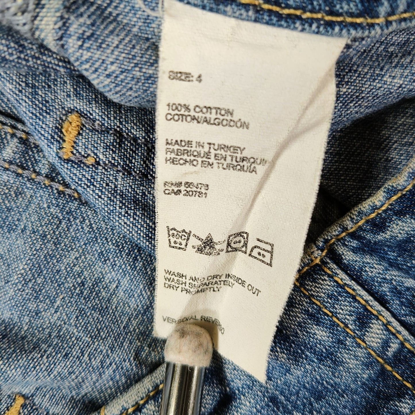 Tommy Hilfiger Jeans Y2K 2003 Women's Blue Jean Denim Shorts (Size 4) *Flawed