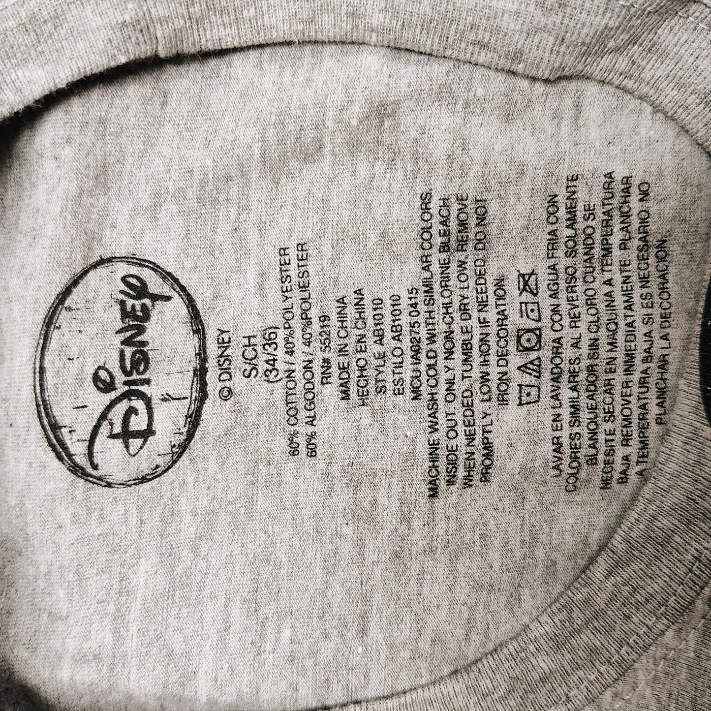 Disney Mickey Mouse California Body Gray Graphic T-Shirt  (Small)