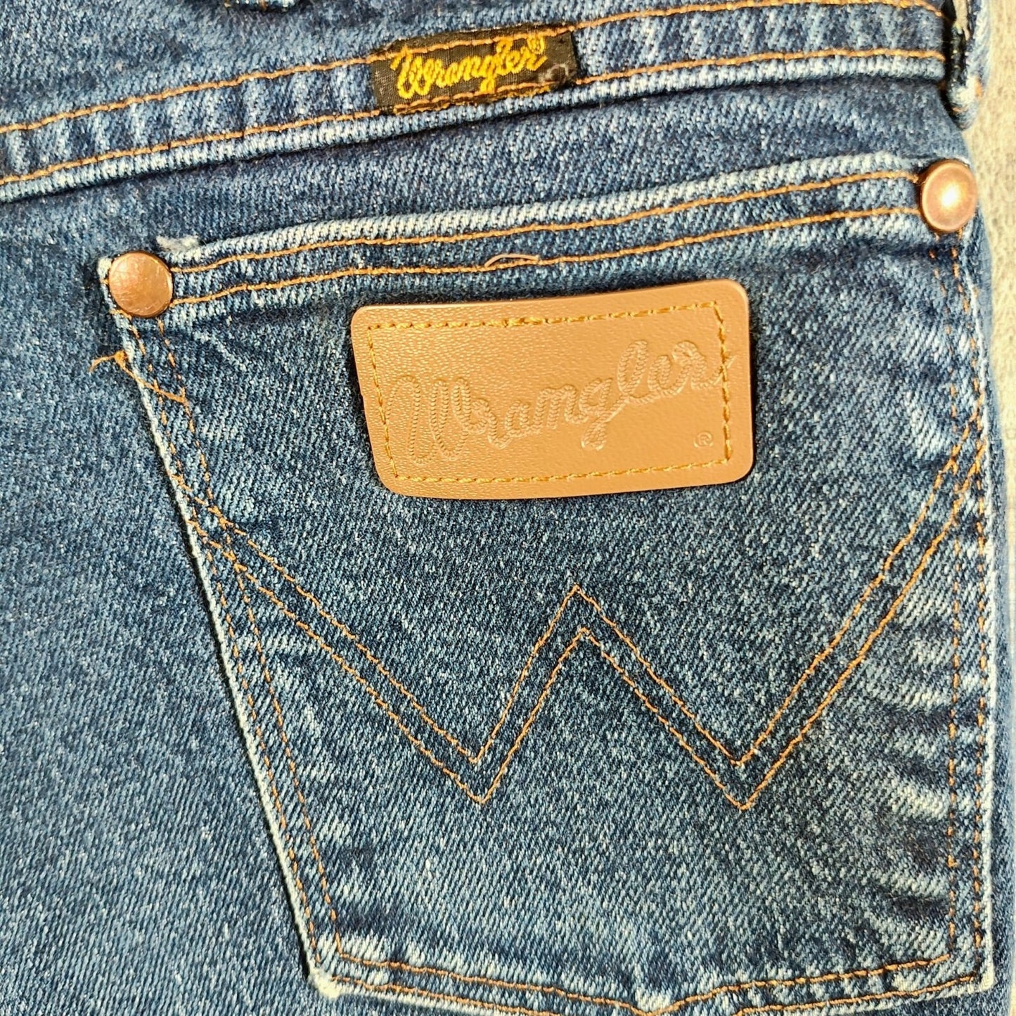 Y2K Wrangler Mens 947STR Cowboy Cut Stretch Jeans DIY Cut Off Shorts (Size 34)