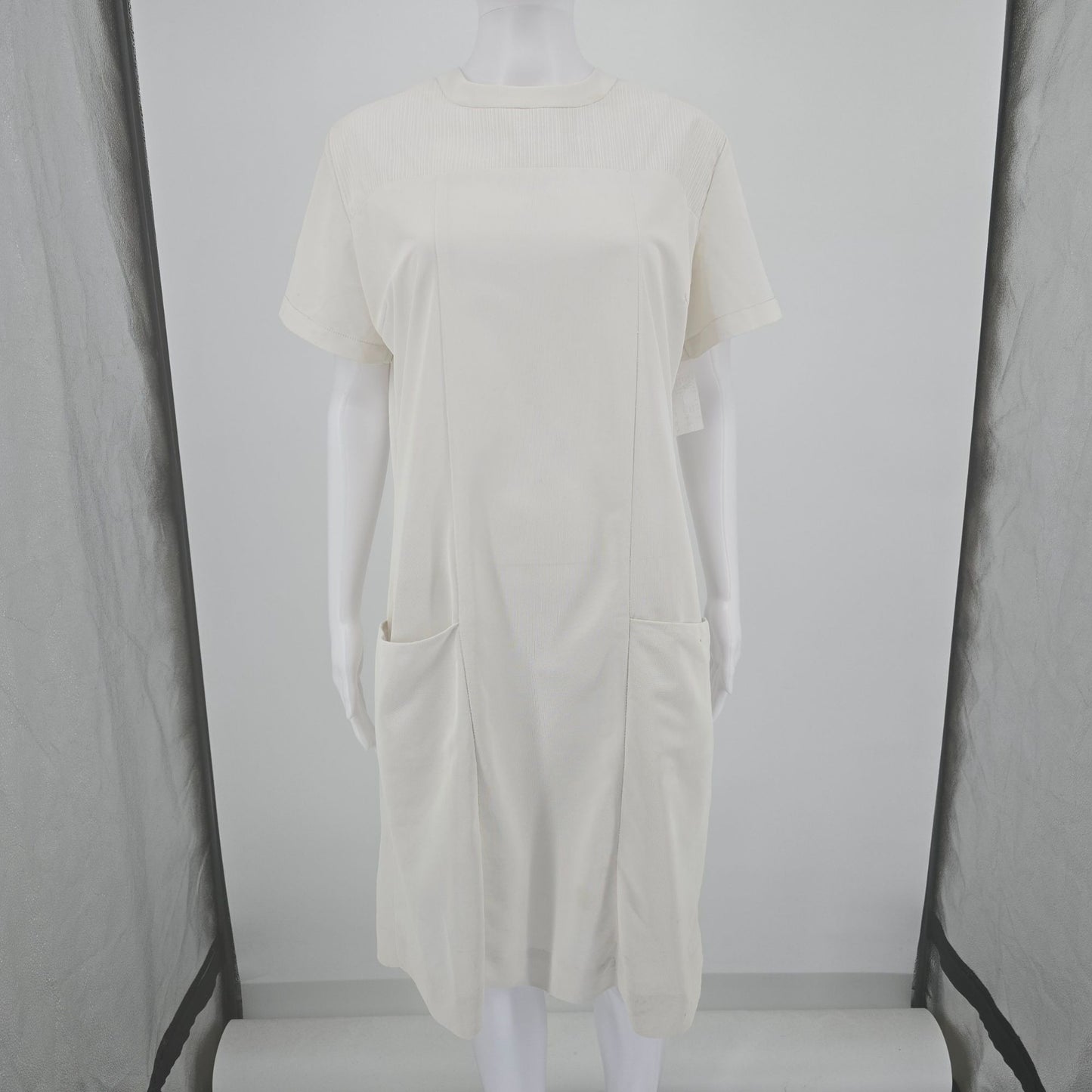 Vintage 1960s Clinic Uniforms Mod-Era Patch Pocket Nurse Shift Dress (XL)