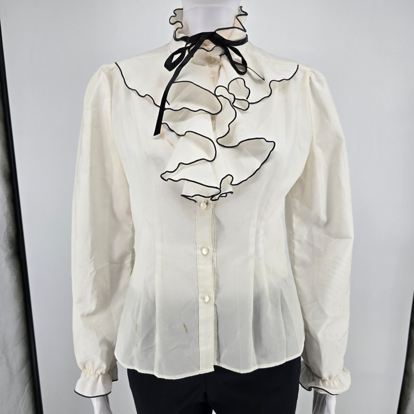 Distressed Vintage 1980s Cream/Black Jabot Collar Secretary Blouse (M/L)