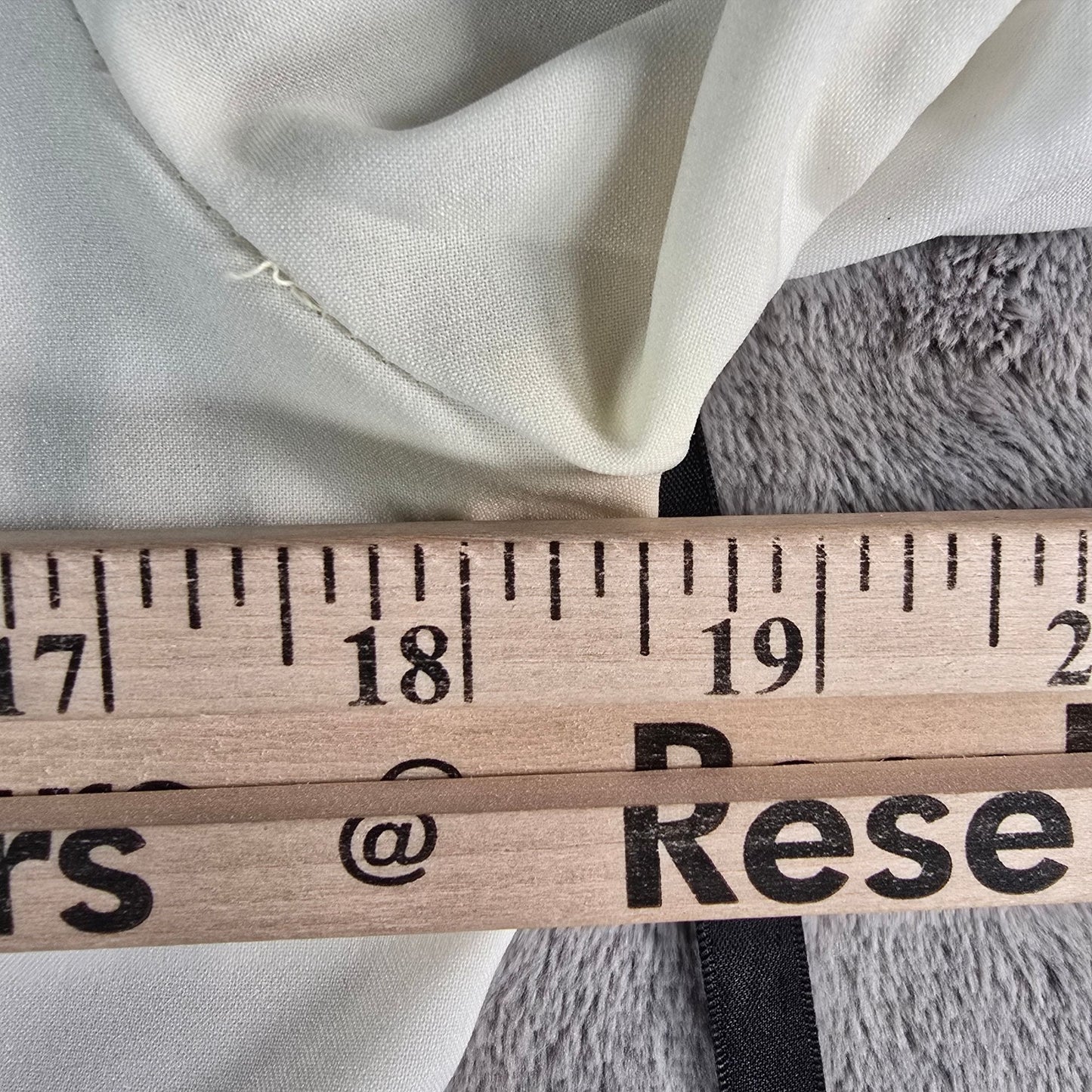 Distressed Vintage 1980s Cream/Black Jabot Collar Secretary Blouse (M/L)