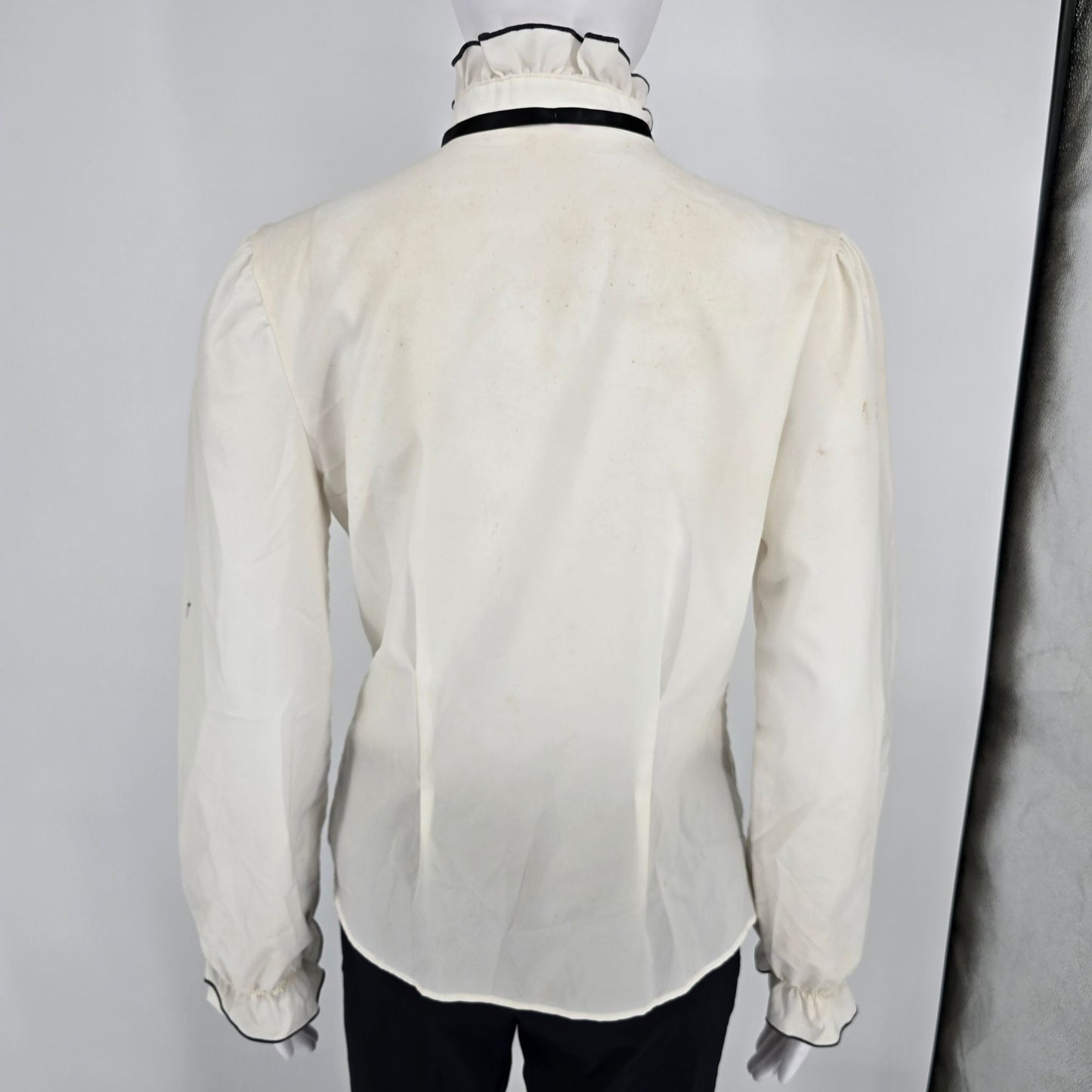 Distressed Vintage 1980s Cream/Black Jabot Collar Secretary Blouse (M/L)