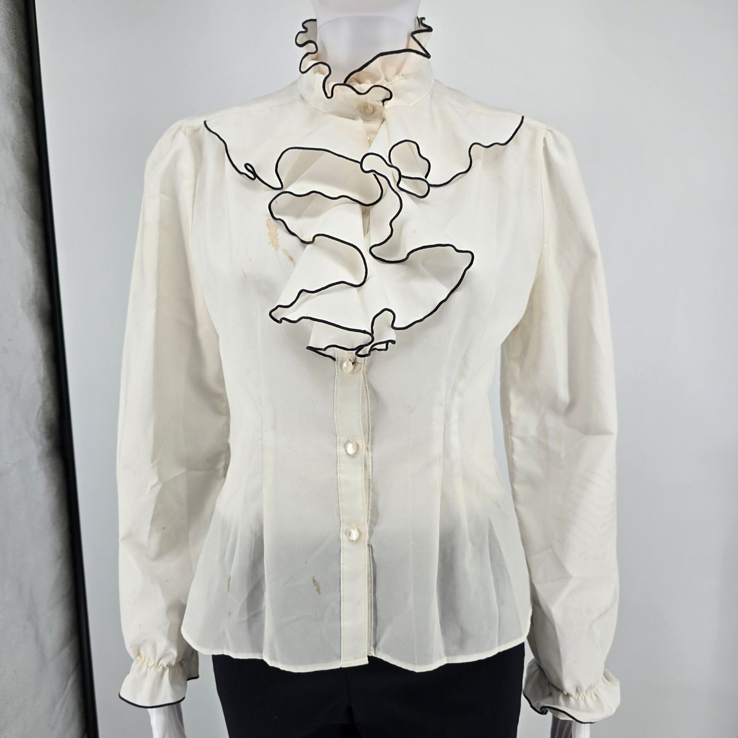 Distressed Vintage 1980s Cream/Black Jabot Collar Secretary Blouse (M/L)