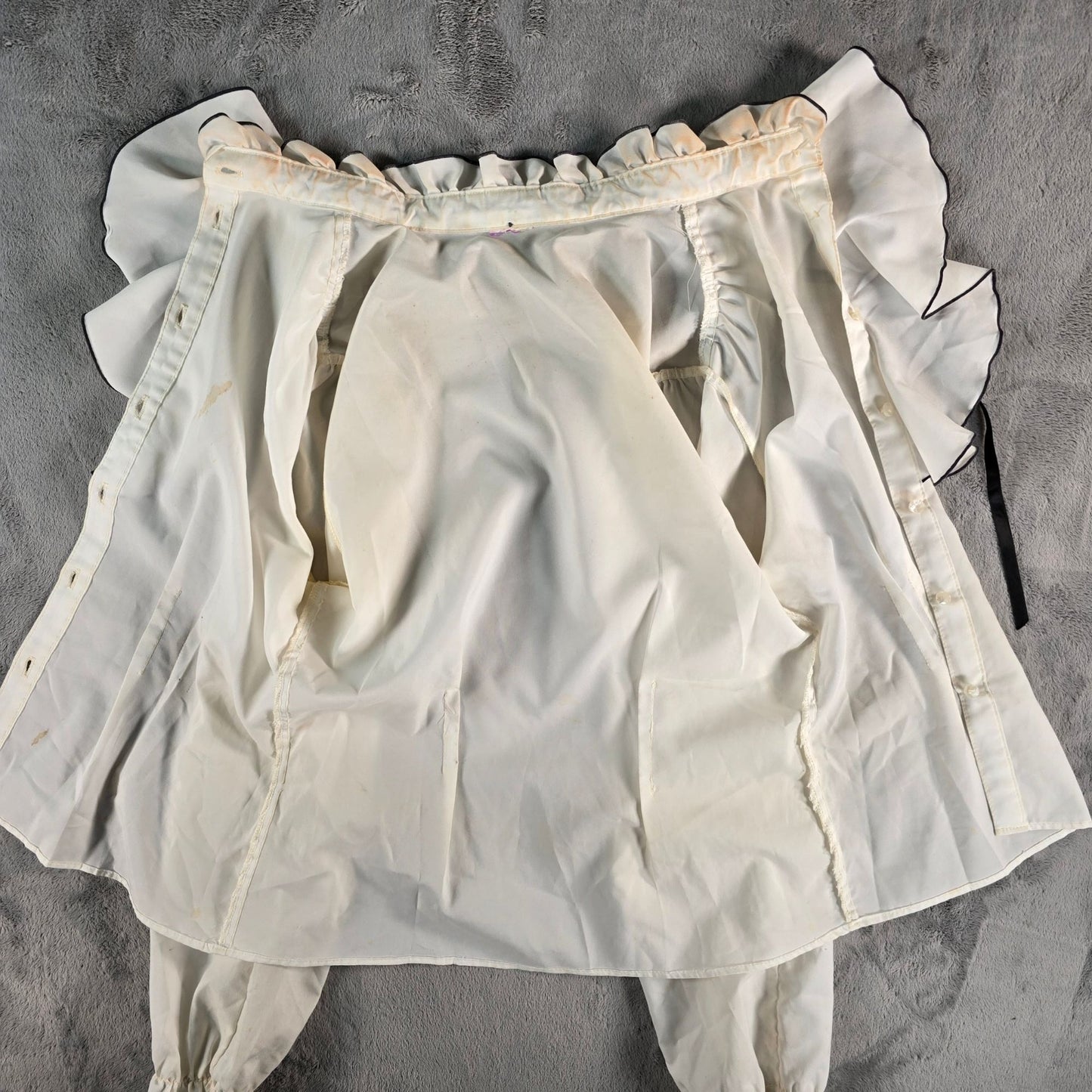 Distressed Vintage 1980s Cream/Black Jabot Collar Secretary Blouse (M/L)