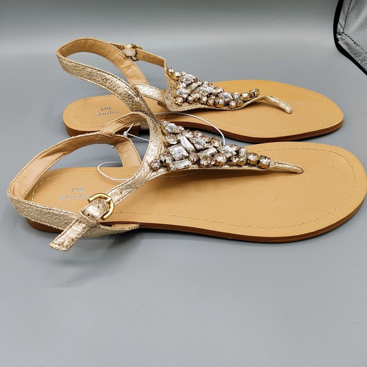 NWT Women's David's Bridal DB Studio Rose Gold Embellished Sandals (Size 9W)