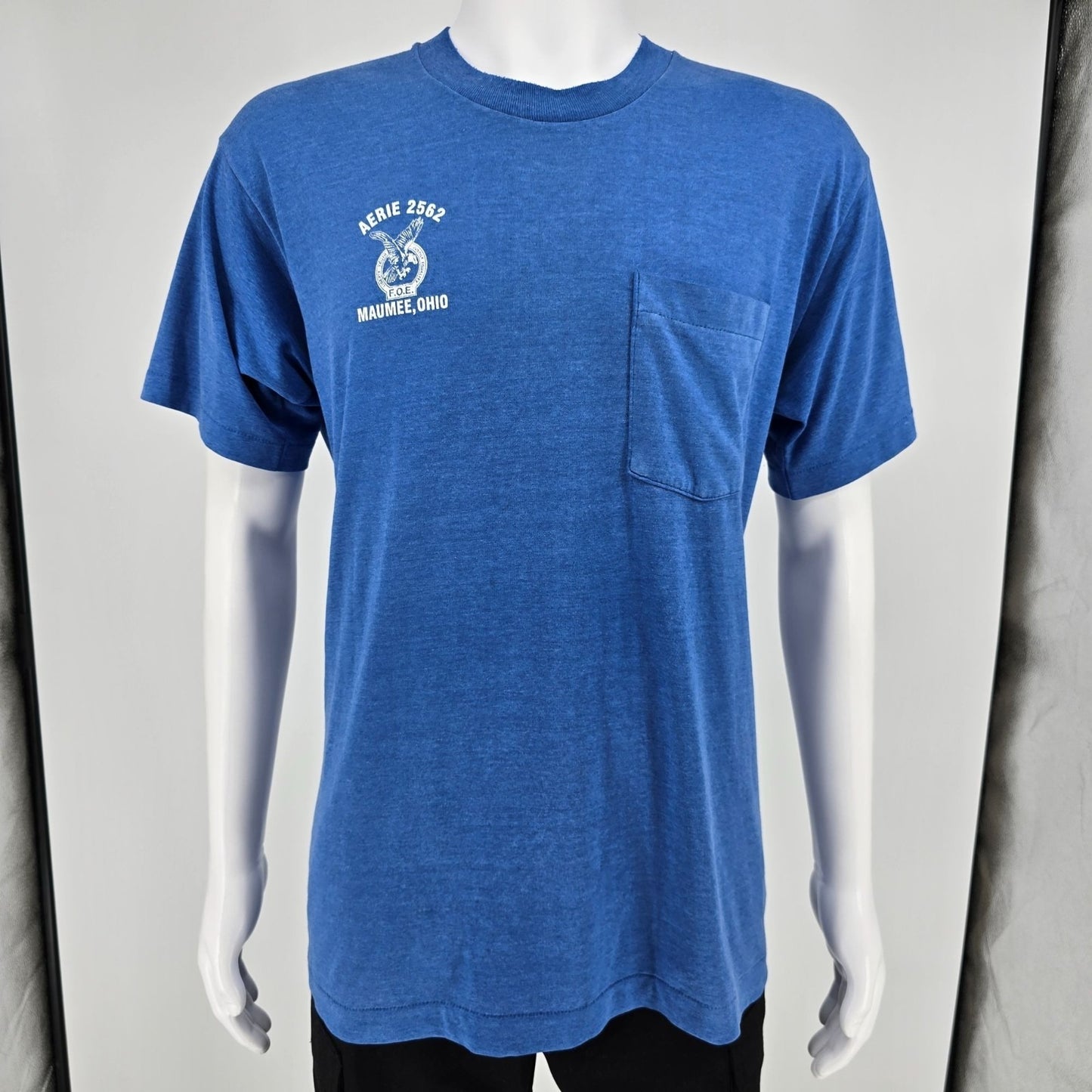 Vintage 1990s Fraternal Order of Eagles Aerie 2562 Maumee OH Pocket T-Shirt (L)