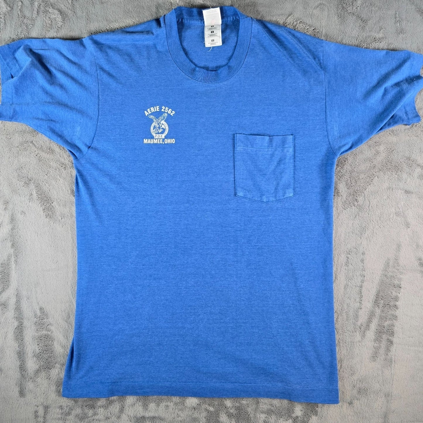 Vintage 1990s Fraternal Order of Eagles Aerie 2562 Maumee OH Pocket T-Shirt (L)