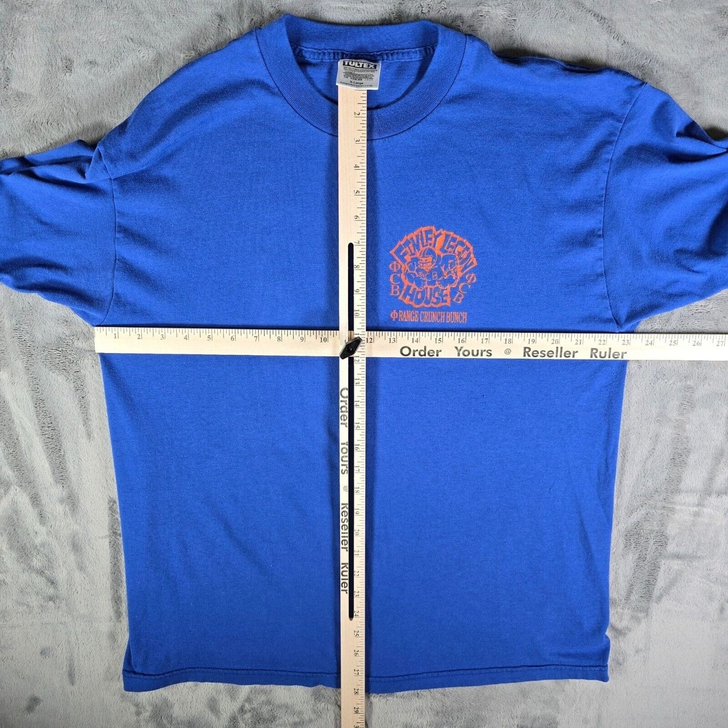 Vintage 1990s Blue Williamsburg (KY) Football Orange Crunch Bunch T-Shirt (L)
