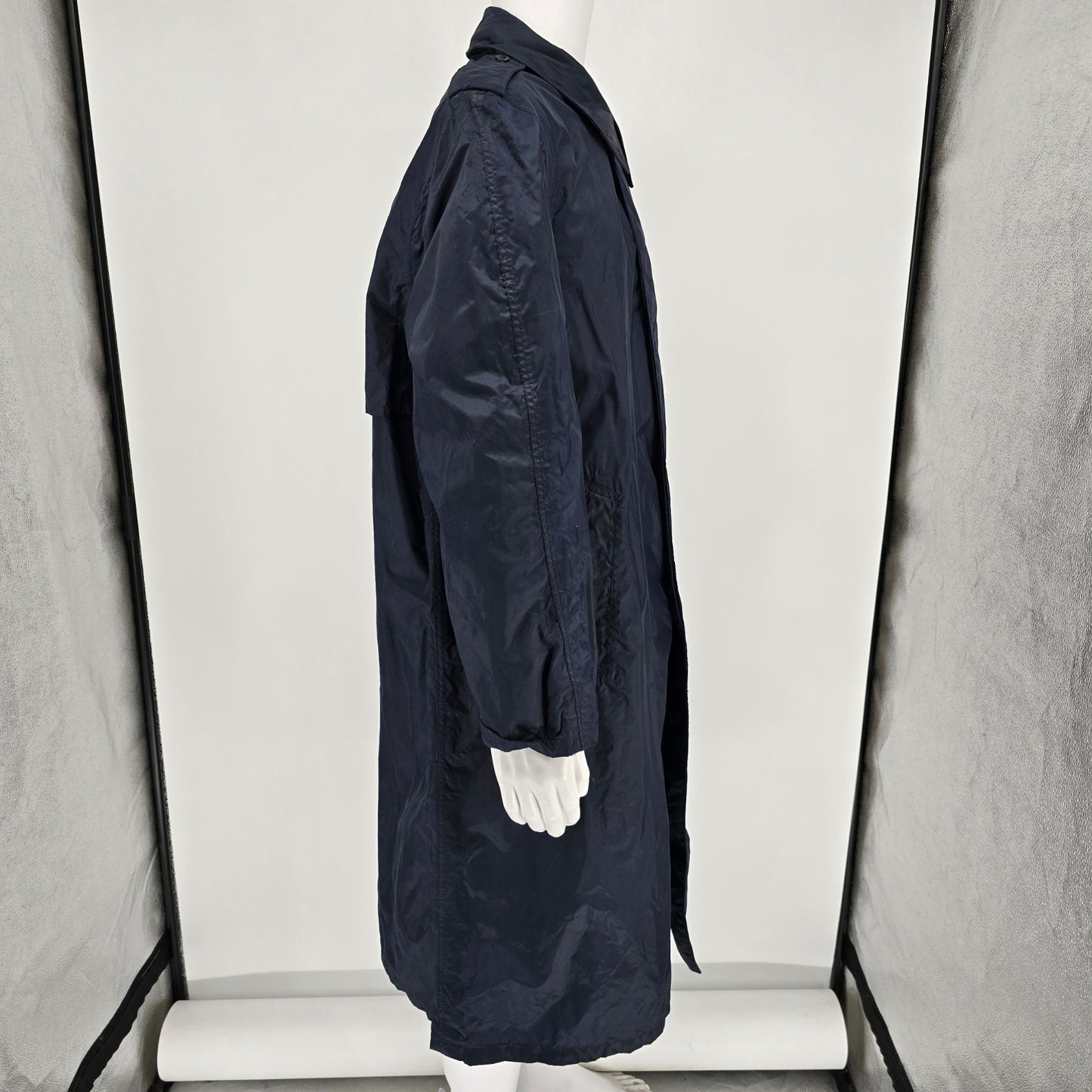 Mens Navy Blue Nylon Raincoat 40R By Brownwood Mfg. Co. USAF Military Style