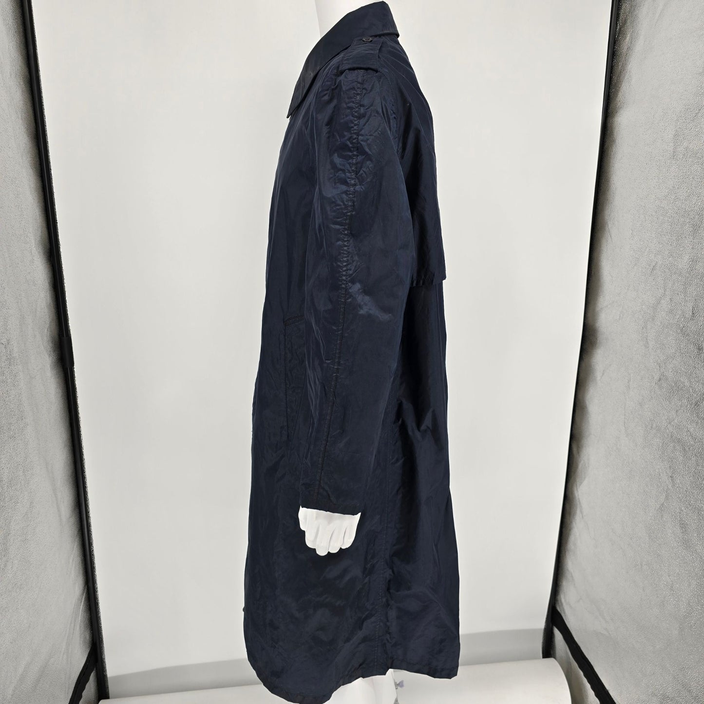 Mens Navy Blue Nylon Raincoat 40R By Brownwood Mfg. Co. USAF Military Style