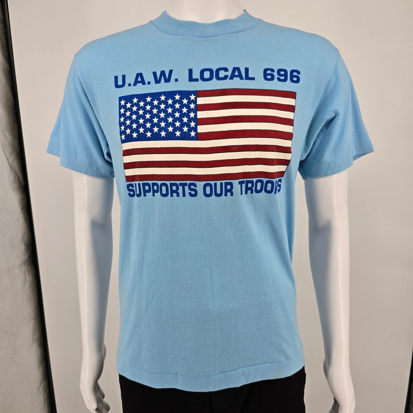 Vintage Early 1990s U.A.W. Local 696 Supports Our Troops Gulf War T-Shirt (M)