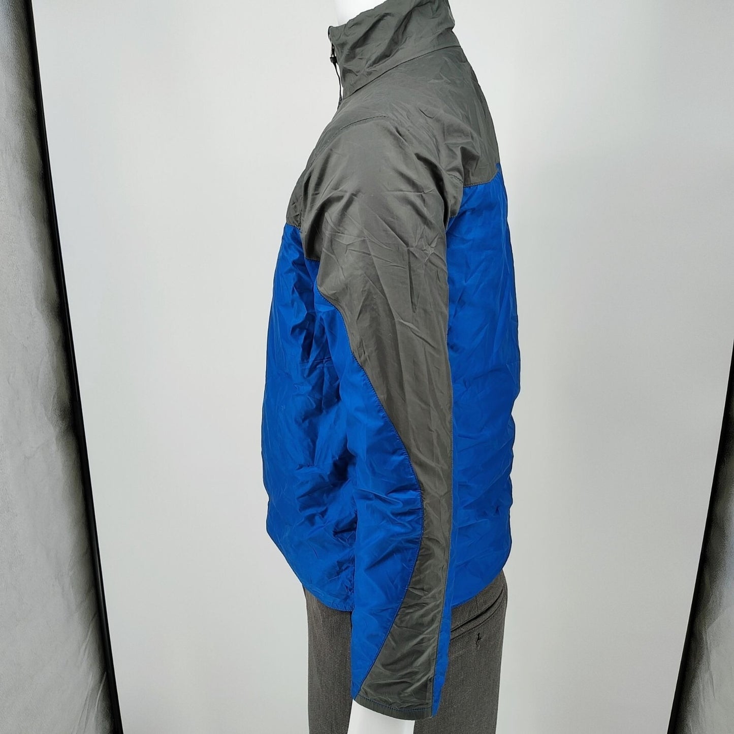 Marmot Kids 2009 Unisex Blue & Gray Lightweight Polyester Rain Jacket XL