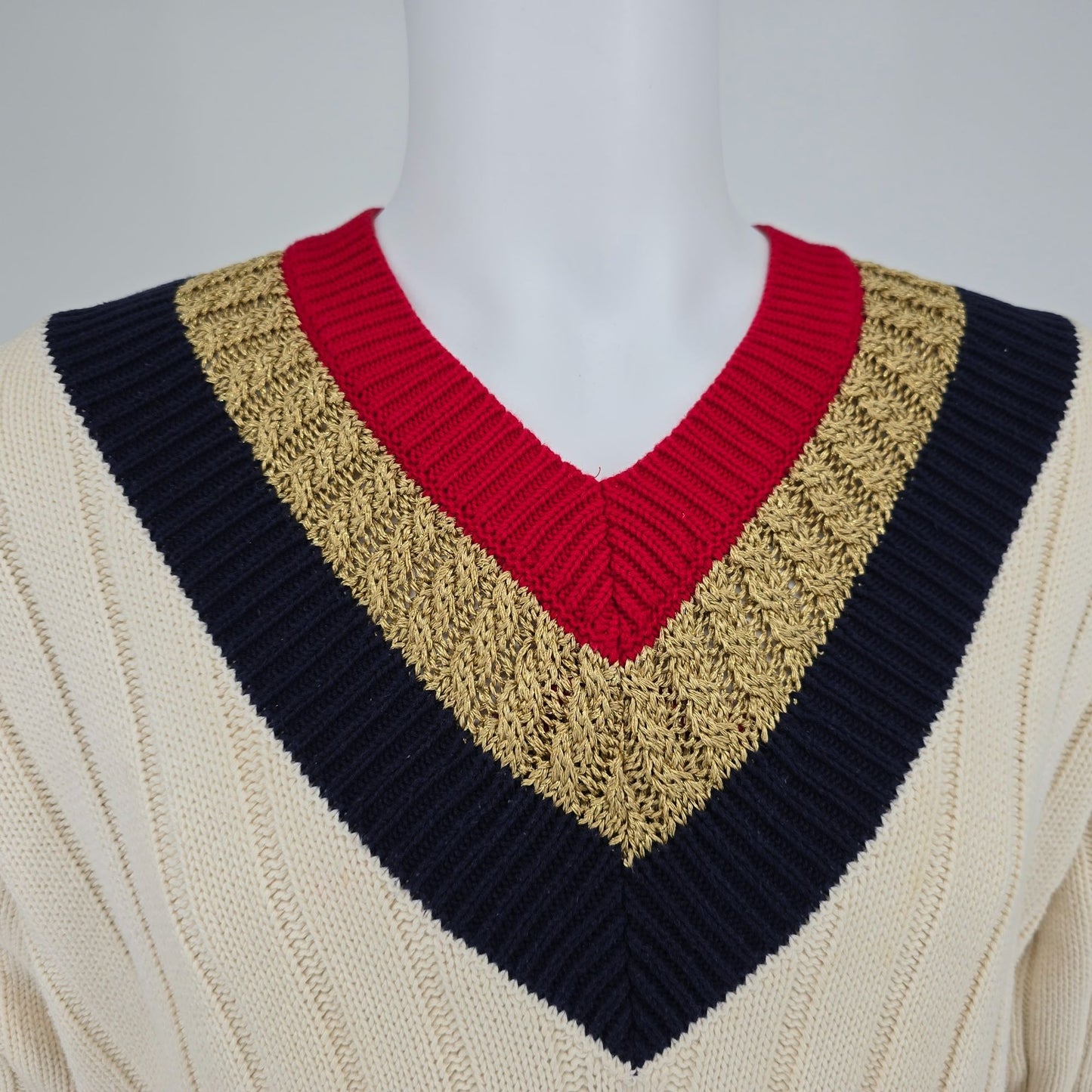Vintage 1990s First Issue Women's Cable Knit V-Neck Tennis/Cricket Sweater (M)
