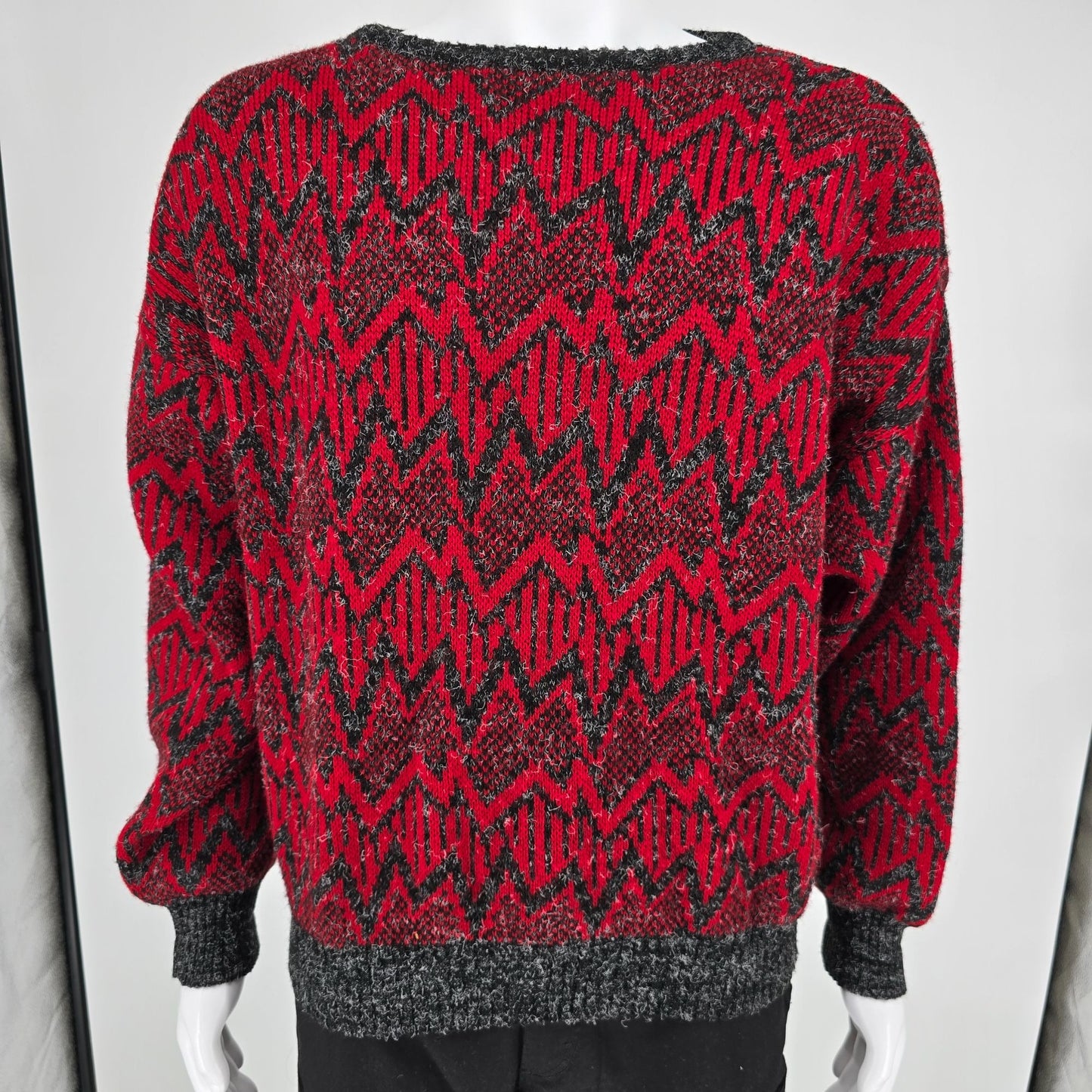 Vintage 1980s Men's Store Made in Italy Fuzzy Red/Black Zigzag Sweater (XL)