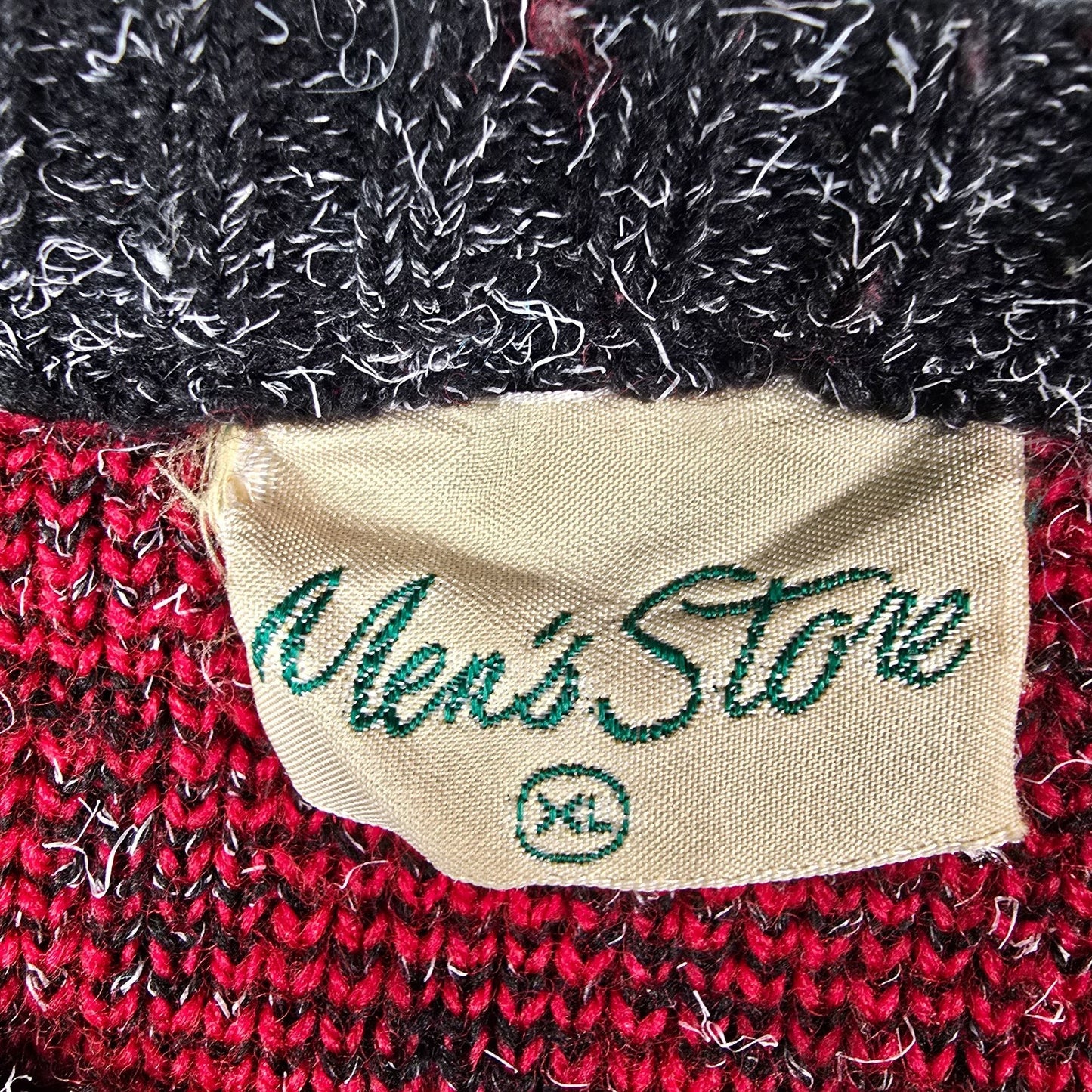 Vintage 1980s Men's Store Made in Italy Fuzzy Red/Black Zigzag Sweater (XL)