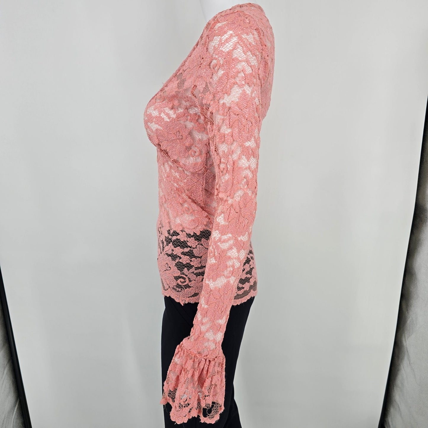 Vintage Y2K Moda International Victoria's Secret Pink Lace Bell Sleeve Top (S)