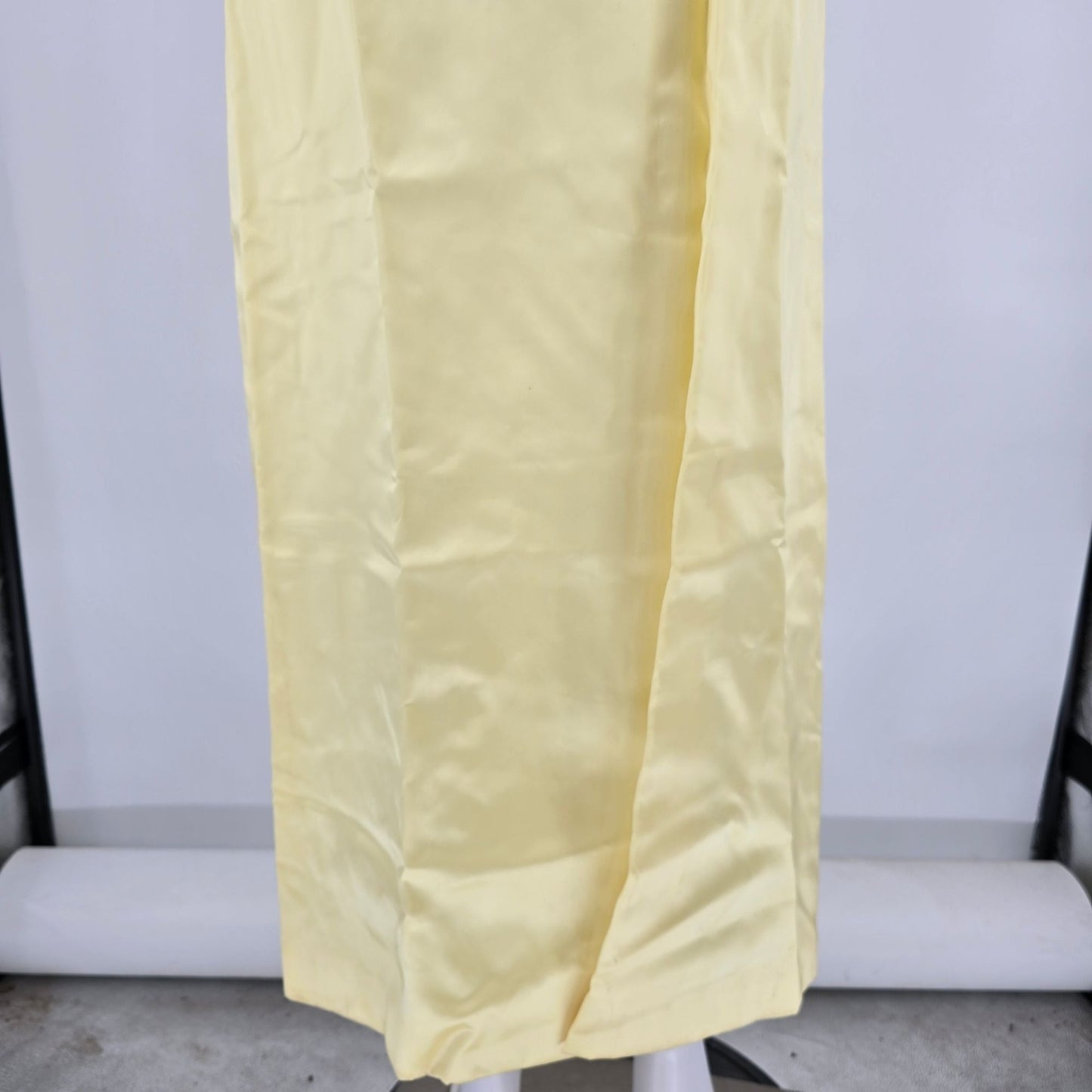Vintage Early 1960s Yellow Satin Short Sleeve Metal Zipper Maxi Dress (2/XS)