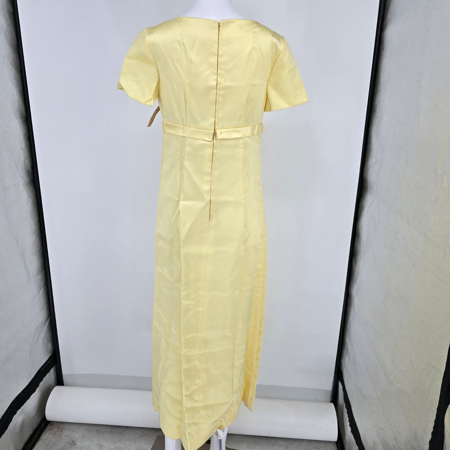 Vintage Early 1960s Yellow Satin Short Sleeve Metal Zipper Maxi Dress (2/XS)
