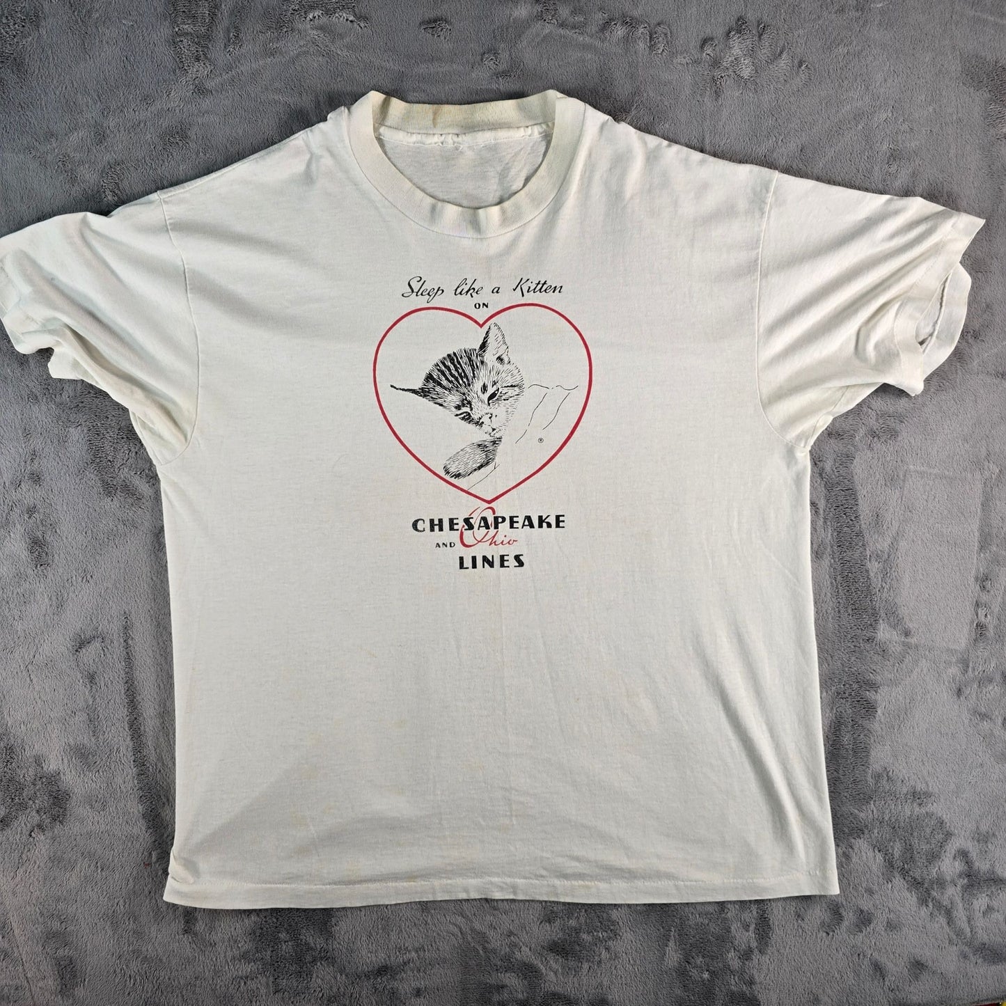 Vintage 1990s Chesapeake and Ohio Chessie "Sleep Like a Kitten" T-Shirt (XL)