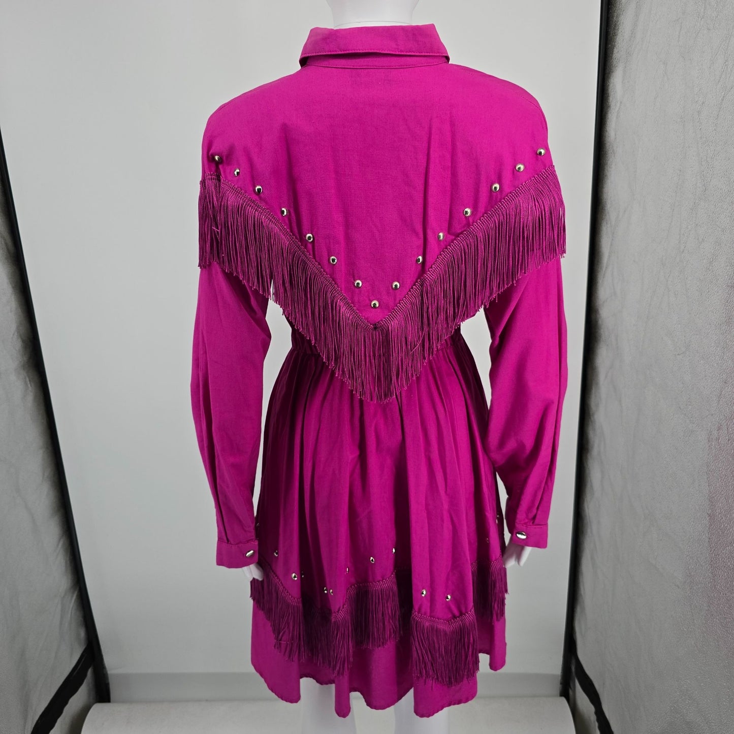 Vintage 1980s Sas'sa Pink Western Cowgirl Rodeo Studded/Fringed Shirt Dress (M)