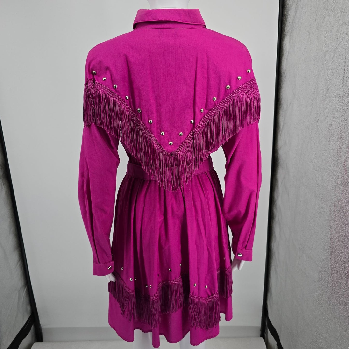 Vintage 1980s Sas'sa Pink Western Cowgirl Rodeo Studded/Fringed Shirt Dress (M)