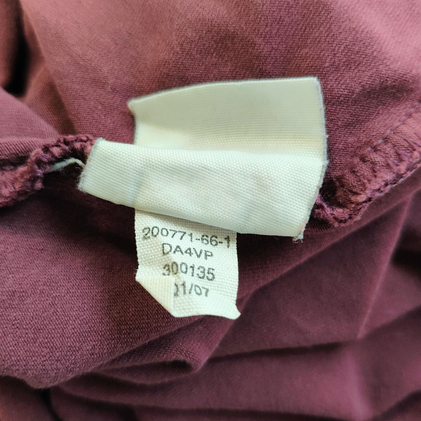 Old Navy Intimates Womens Burgundy Spaghetti Strap Stretch Tank Top (S) *Flawed*
