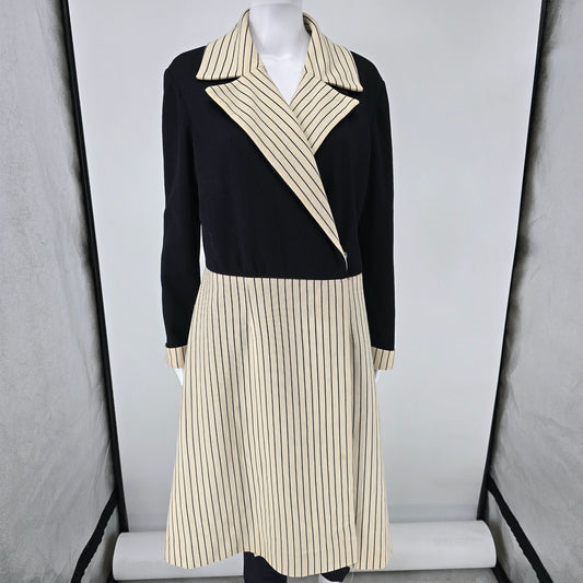 Vintage Early 1970s R&K Knits Black & Cream Pinstripe Contrast Dress (L) *Flaw