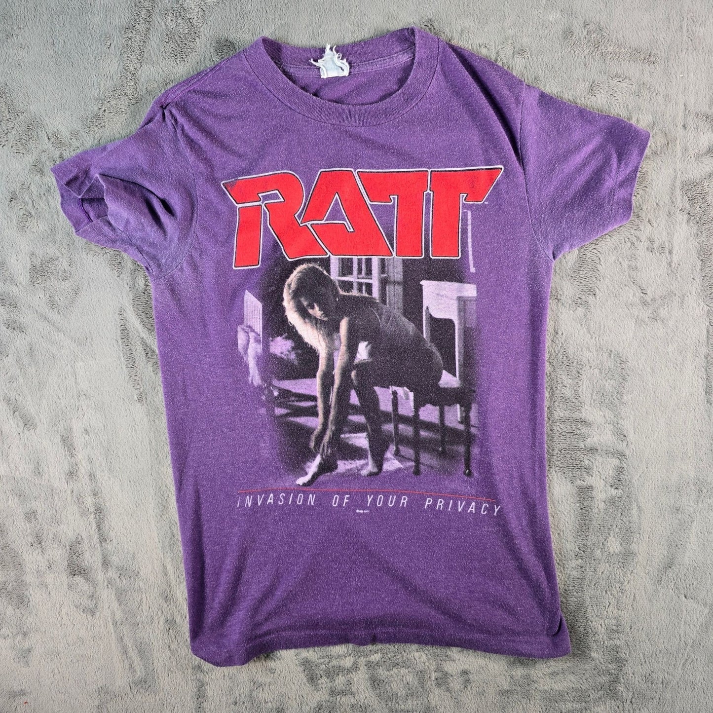 Vintage 1980s Ratt Invasion of Your Privacy Tour 1985 Concert T-Shirt (XS/S)