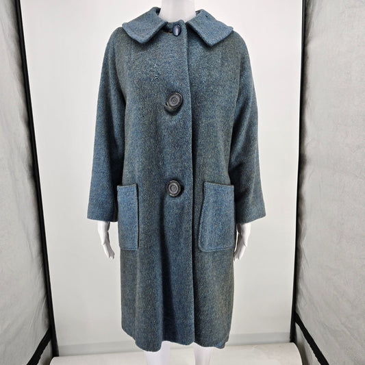 Distressed Vintage 1960s Women's Heathered Gray-Blue Single-Breasted Coat (M)