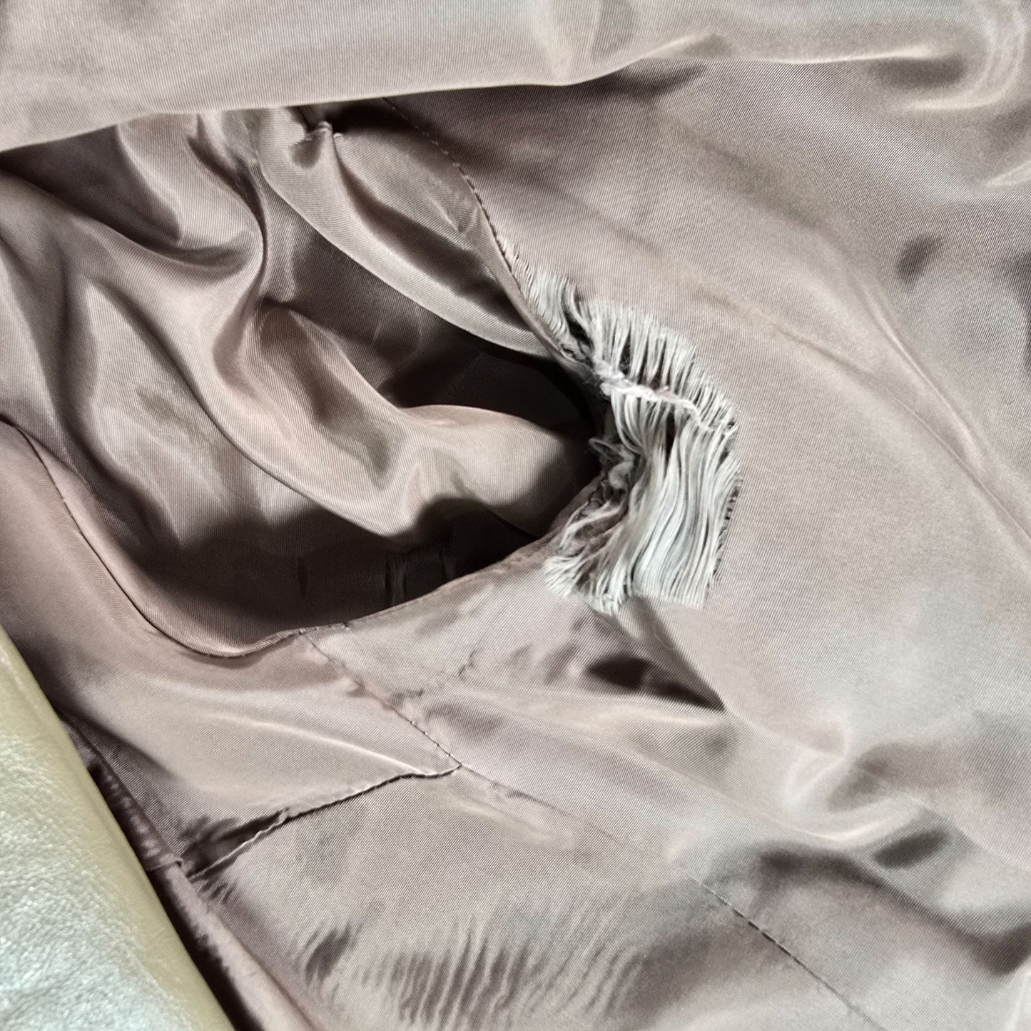 Vintage 1970s Unbranded Double-Breasted Olive Taupe Leather Coat (XL) *Fair