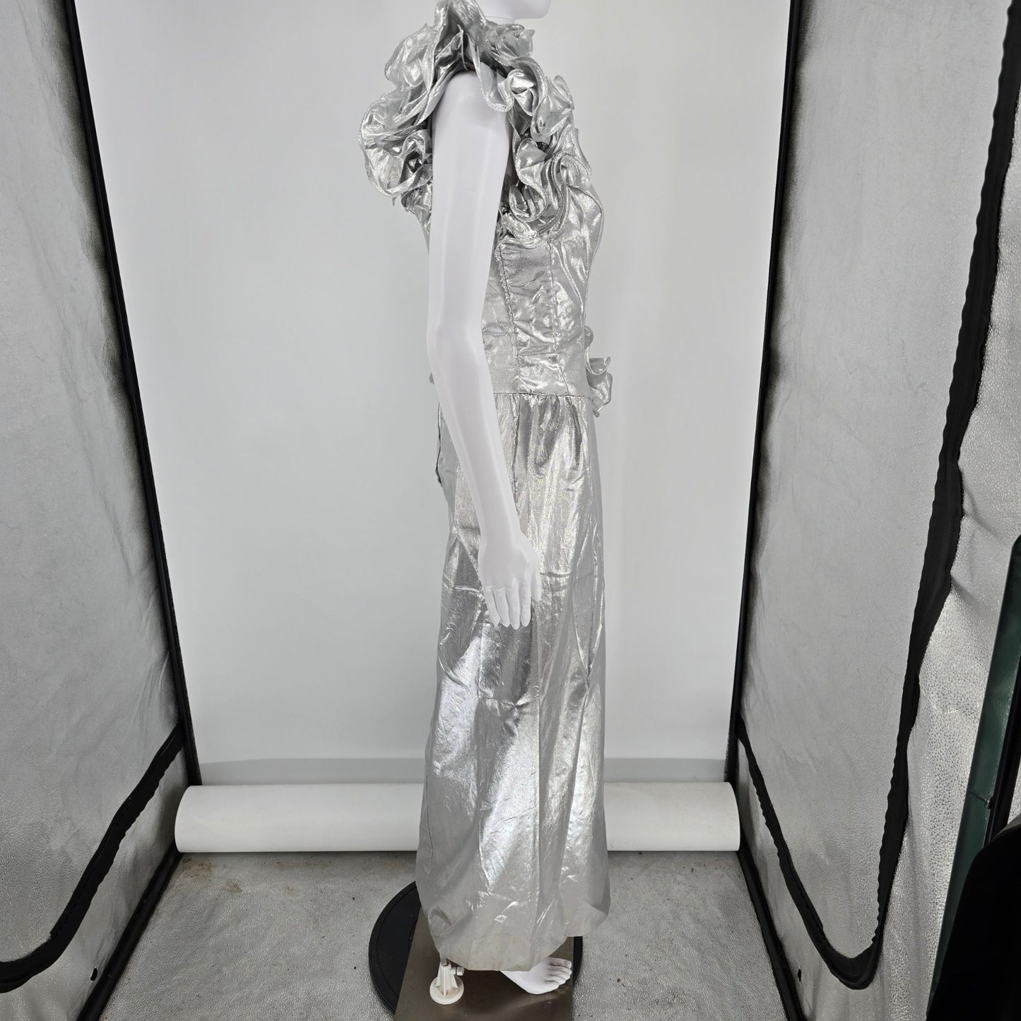 Vintage 1980s Mike Benet Formals Silver Metallic One Shoulder Prom Dress (XS)