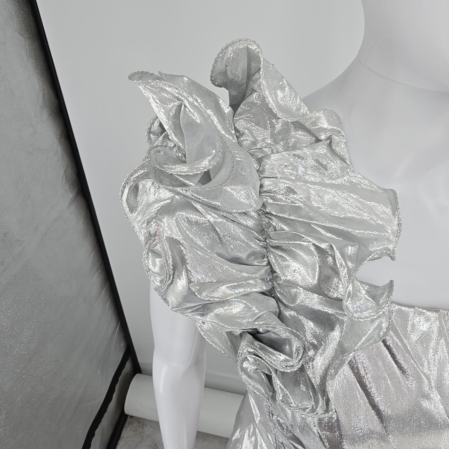 Vintage 1980s Mike Benet Formals Silver Metallic One Shoulder Prom Dress (XS)