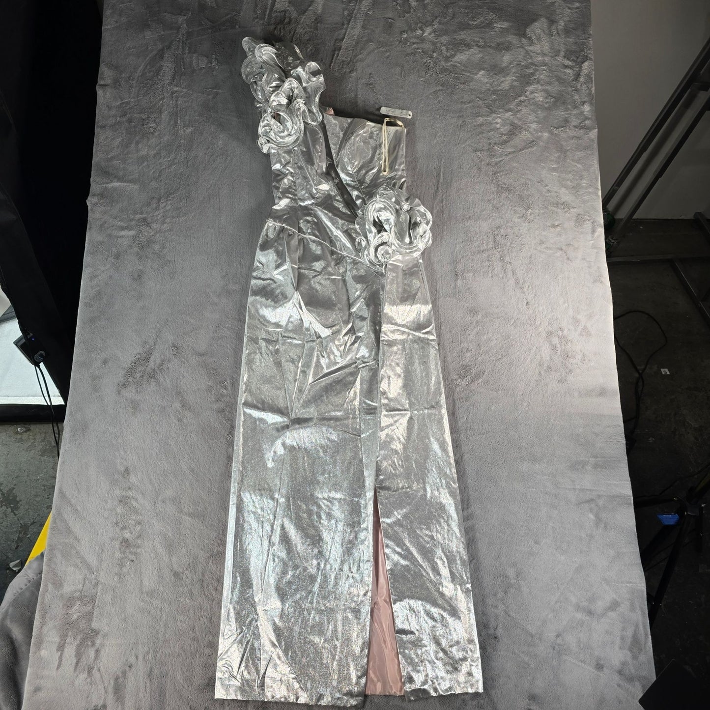 Vintage 1980s Mike Benet Formals Silver Metallic One Shoulder Prom Dress (XS)