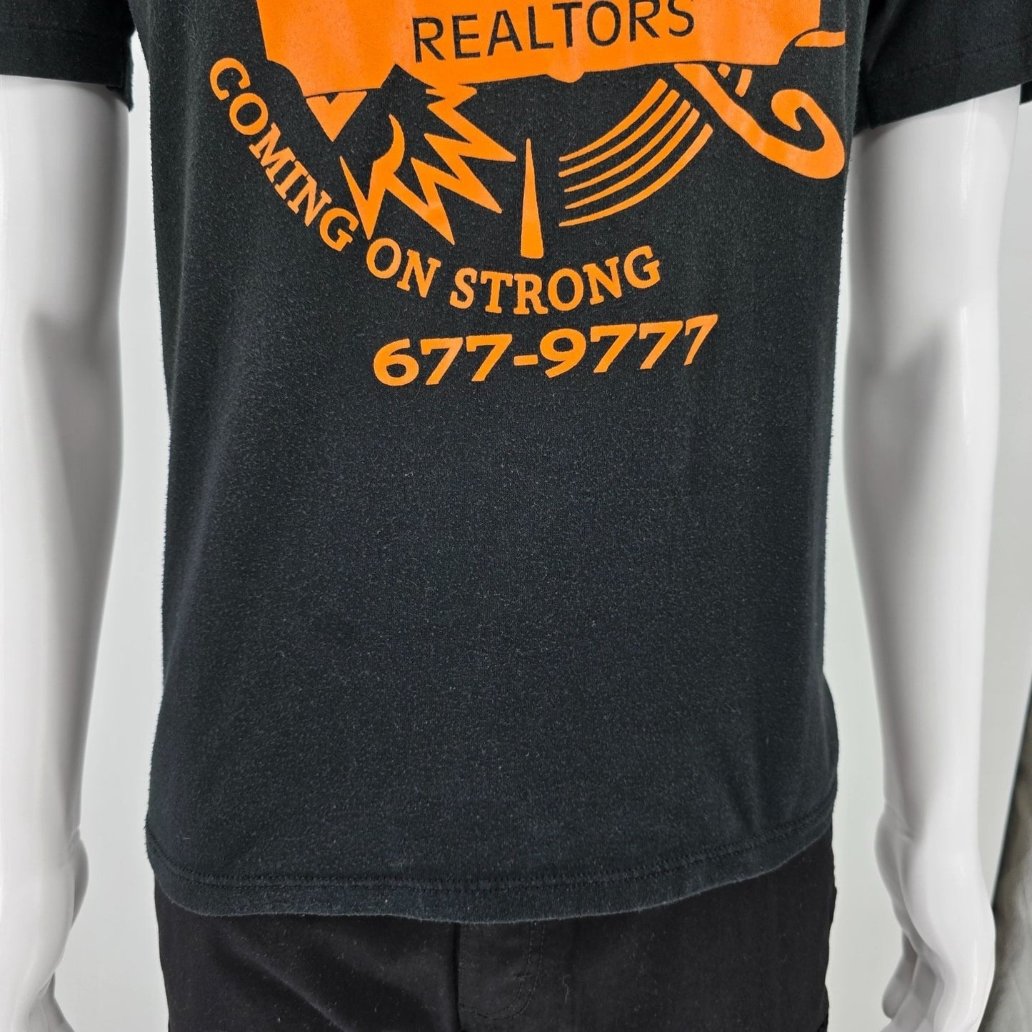 Vintage 1990s West Shell Realtors Cincinnati Ohio "Sullivan 17" T-Shirt (S/M)