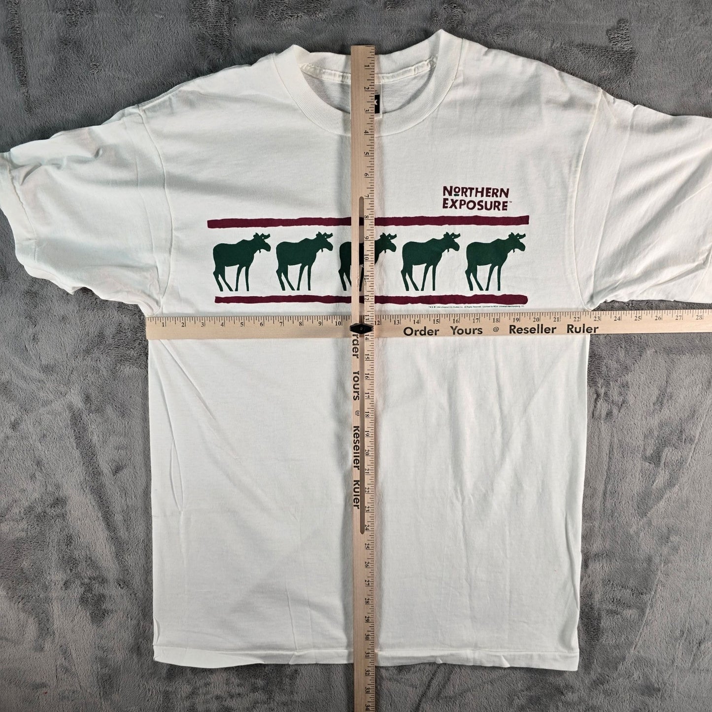 Vintage 1990s Tultex Northern Exposure Moose Graphic TV Promo T-Shirt (L/XL)