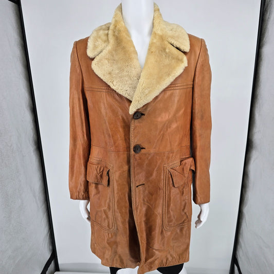 Vintage 1970s Cortefiel Made in Spain Shearling Collar Leather Car Coat (40/M)