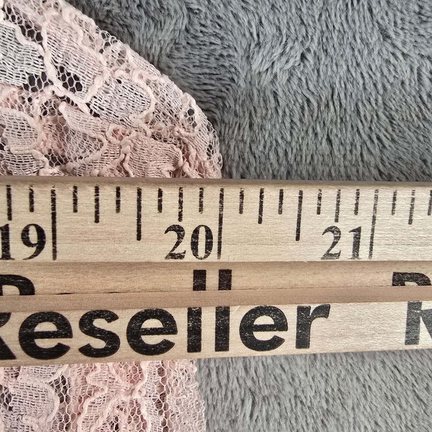 Vintage 1980s Women's Blush Pink Floral Lace Open Front Coquette Duster (M)