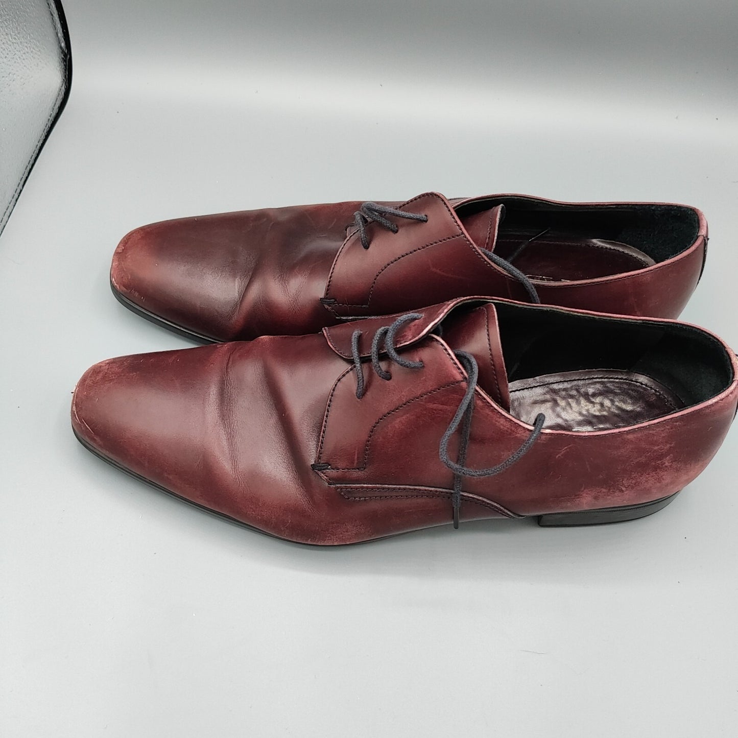 Prada Milano Made in Italy Burgundy Leather Round-Toe Derby Shoes (Mens 10.5)