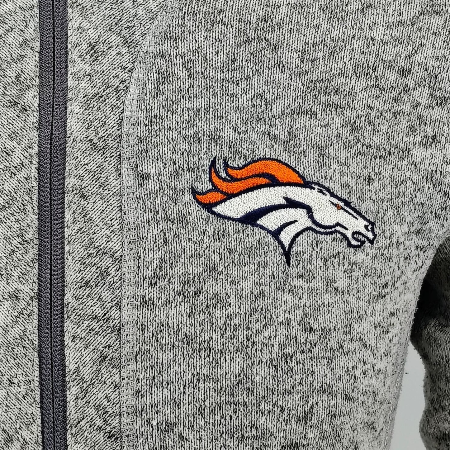 Antigua NFL Denver Broncos Pullover Quarter-Zip Fleec Womens Sweater/Jacket (M)