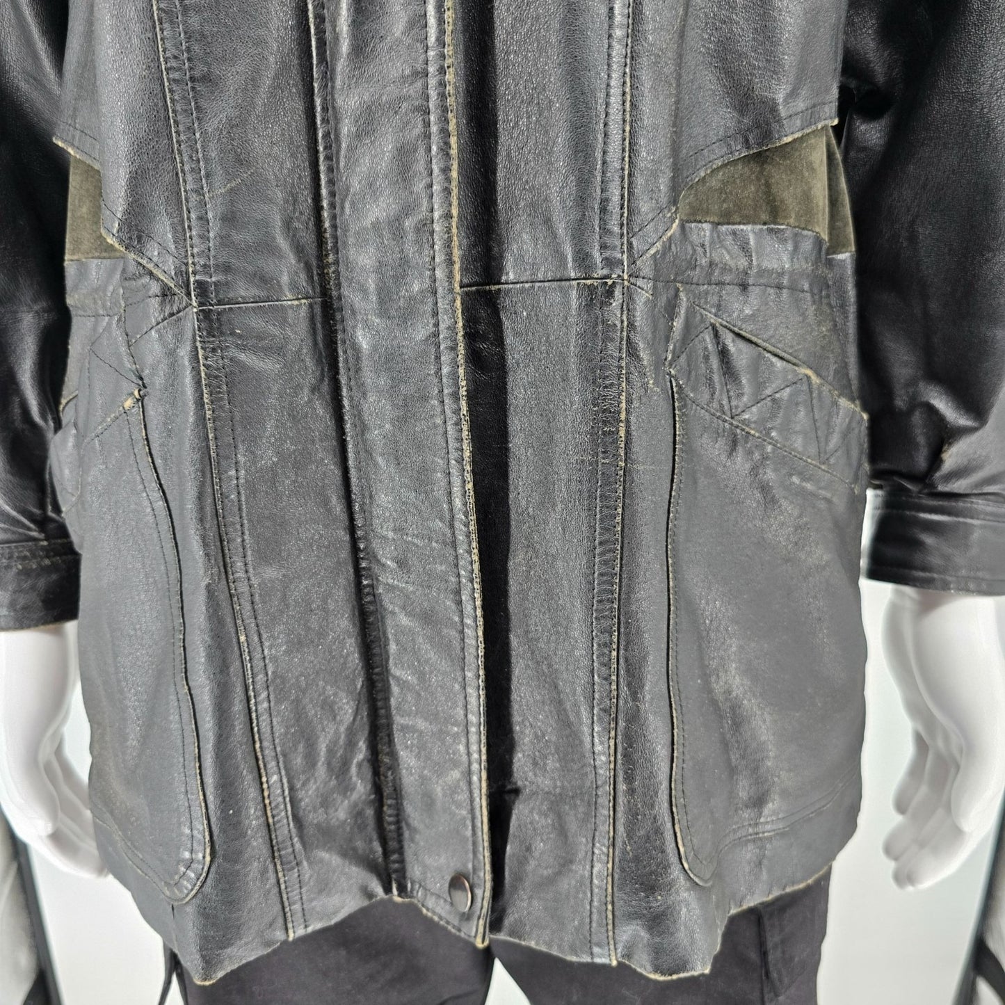 Vintage 1990s Authentic International Outerwear Embossed Leather Jacket (S)