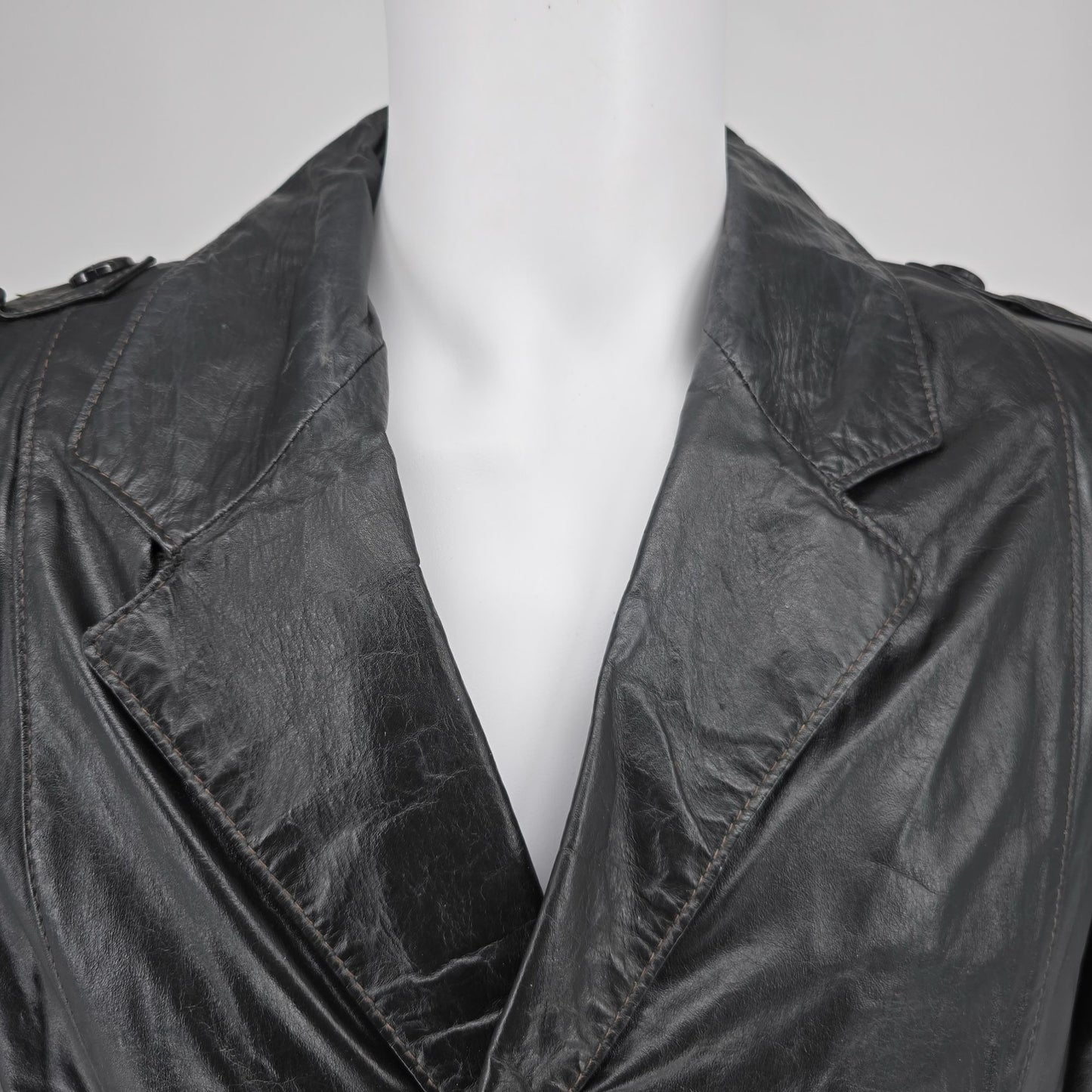 Vintage 1980s Oleg Cassini Mens Double Breasted Black Leather Jacket (Size 40/M)