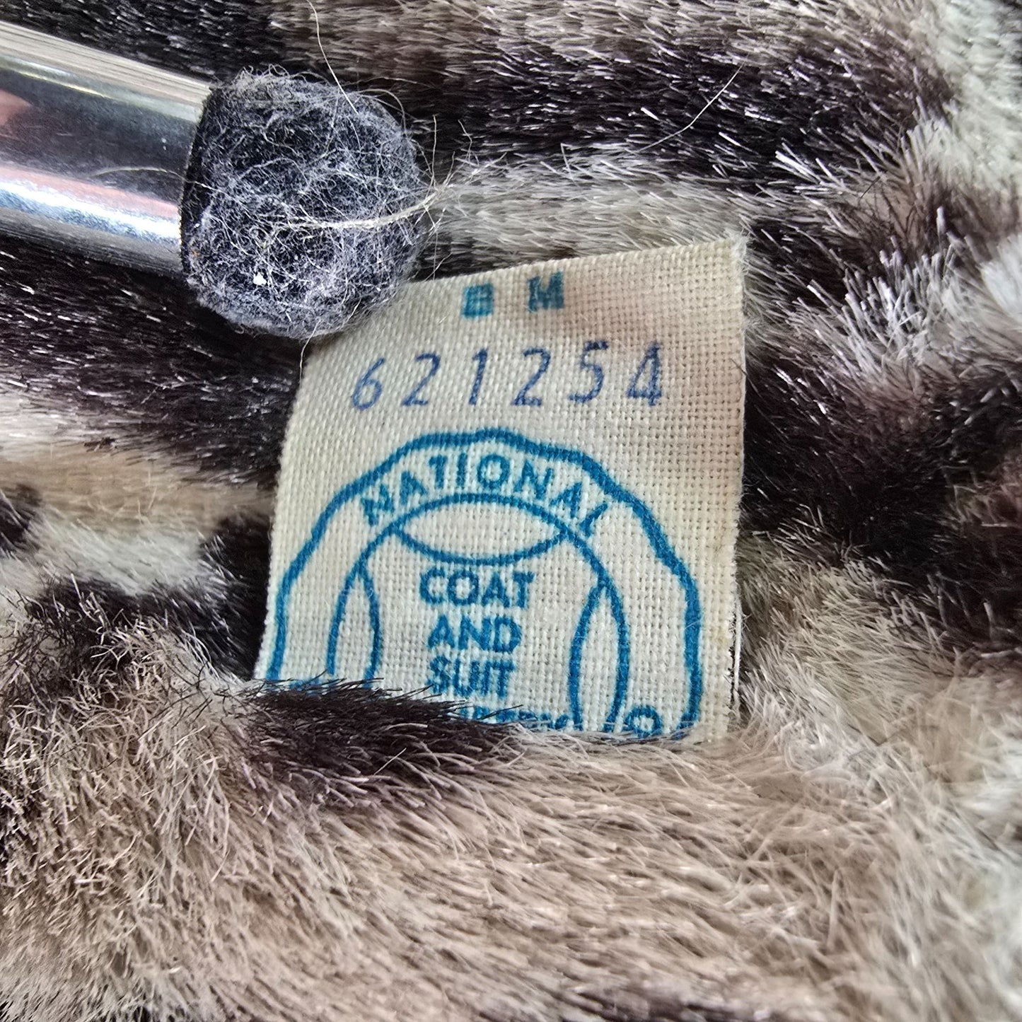 Vintage 1960s Brown Velveteen Coat w/ Leopard Print Faux Fur Lining (L) *Fair