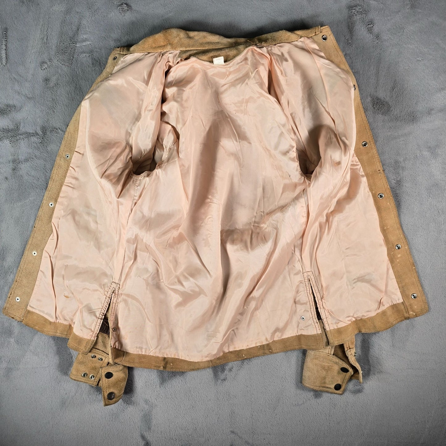 Vintage 1970s Dagger Collar Tan Suede Snap Button Western Jacket (Youth Large)