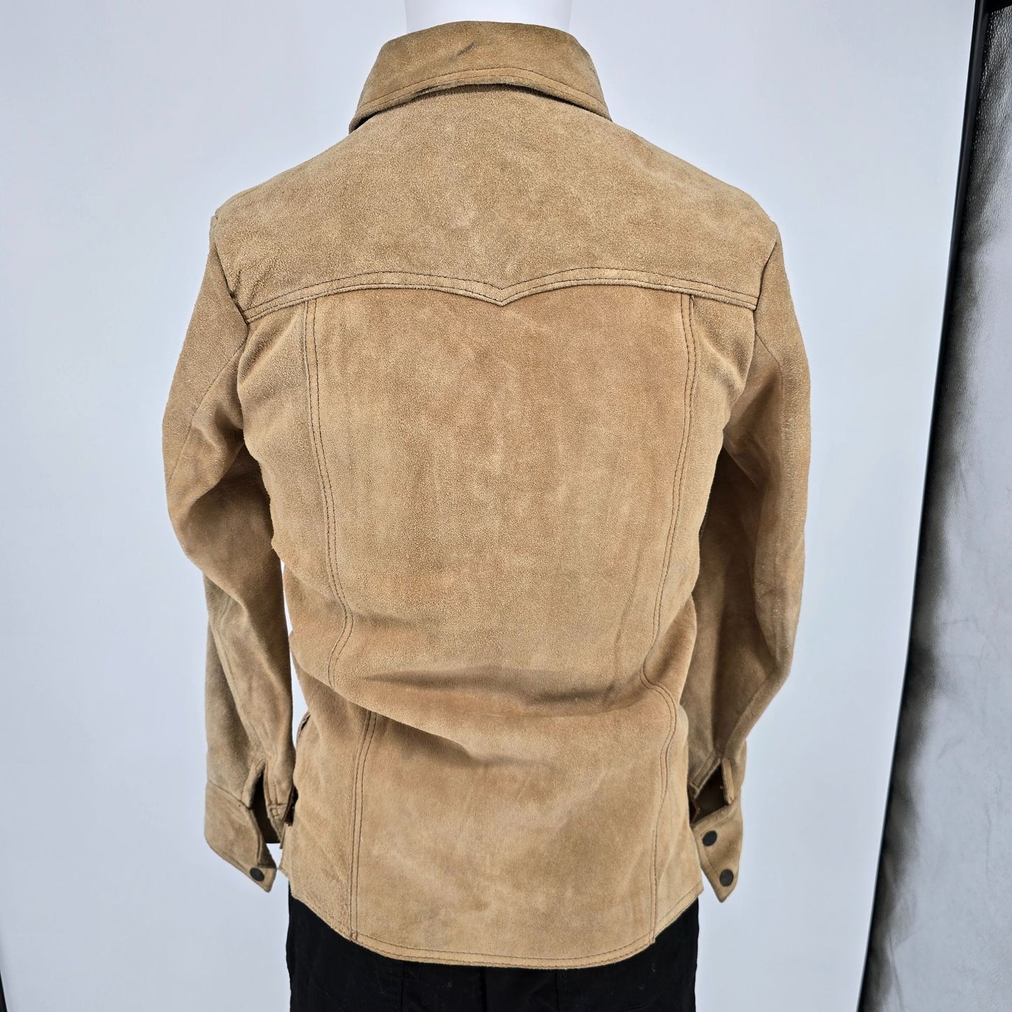Vintage 1970s Dagger Collar Tan Suede Snap Button Western Jacket (Youth Large)