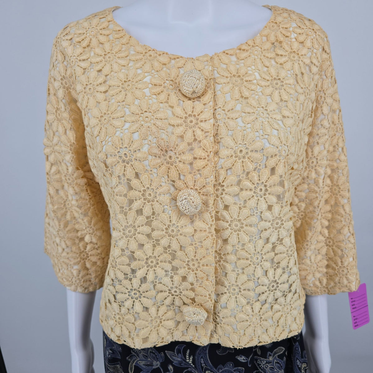 Vintage 1960s Anne Klein Junior Sophisticates Cropped Guipure Lace Jacket (M)