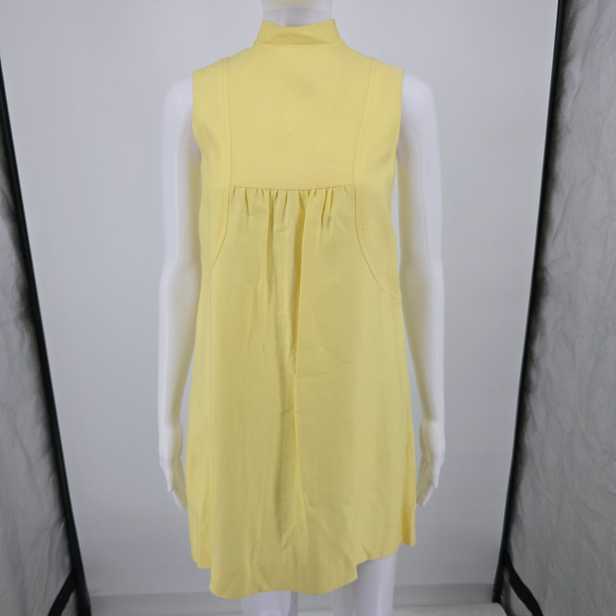 Vintage 1960s Bill Beaton For Borgenicht Bros. Yellow Sleeveless Mod Mini Dress (XS)