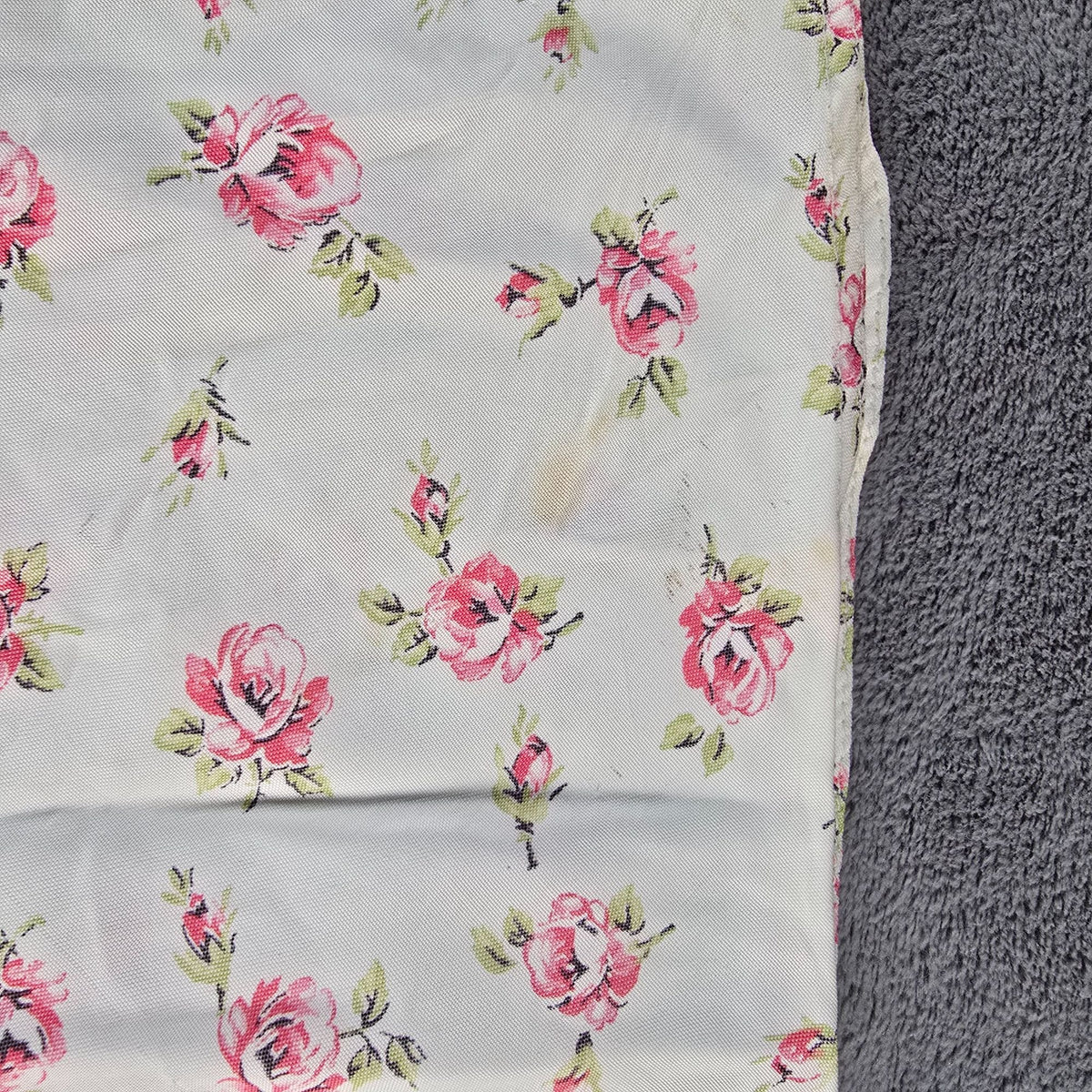 Vintage 1930s Floral Rosebud Print Bias Cut Floor Length Nightgown (M) *Flaws