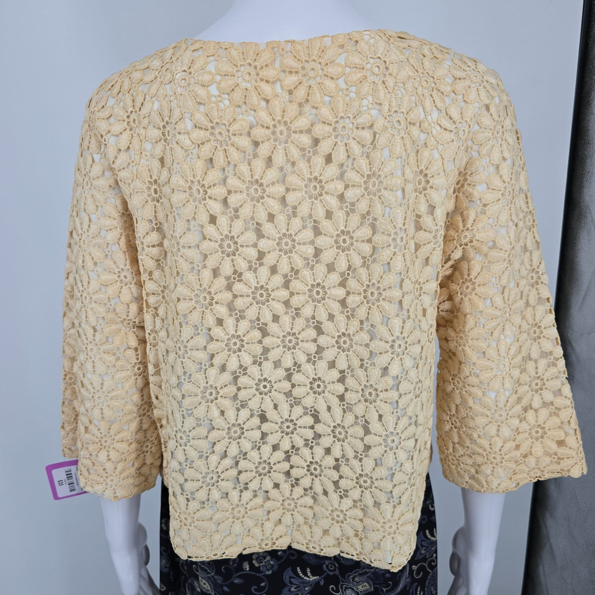 Vintage 1960s Anne Klein Junior Sophisticates Cropped Guipure Lace Jacket (M)